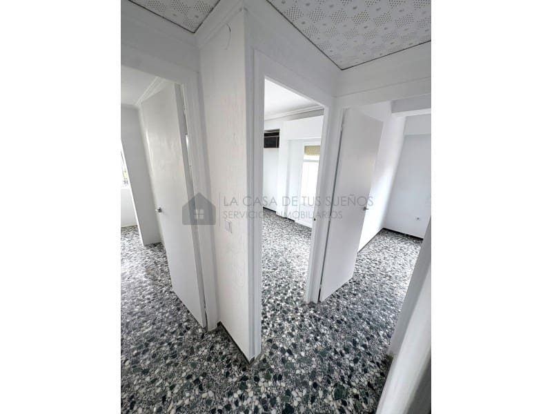 3 chambre Appartement à vendre à Sax - 67 700 € (Ref: 9899280)