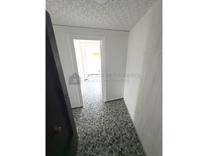 3 chambre Appartement à vendre à Sax - 67 700 € (Ref: 9899280)