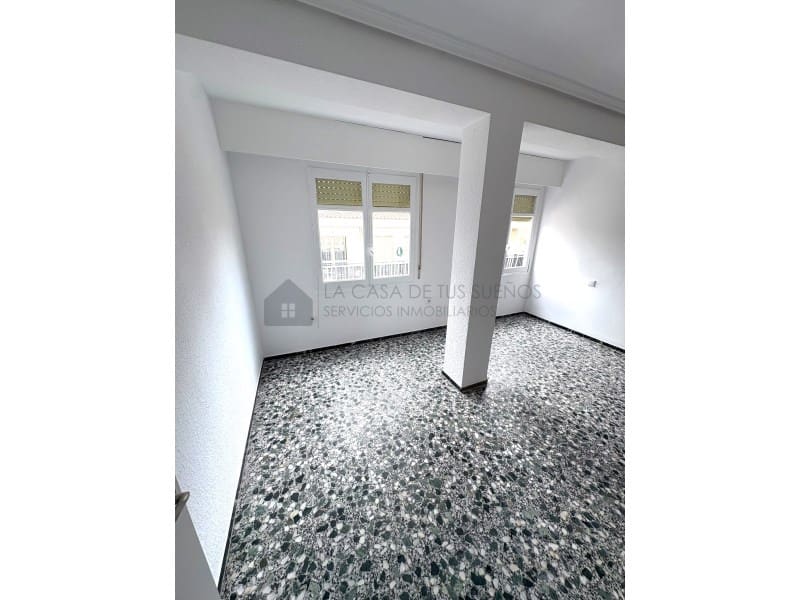 3 chambre Appartement à vendre à Sax - 67 700 € (Ref: 9899280)