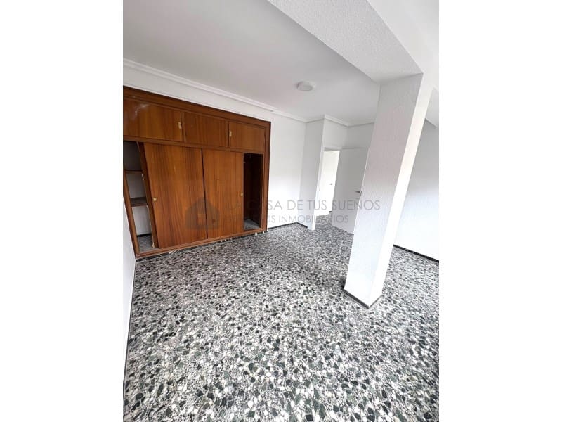 3 chambre Appartement à vendre à Sax - 67 700 € (Ref: 9899280)