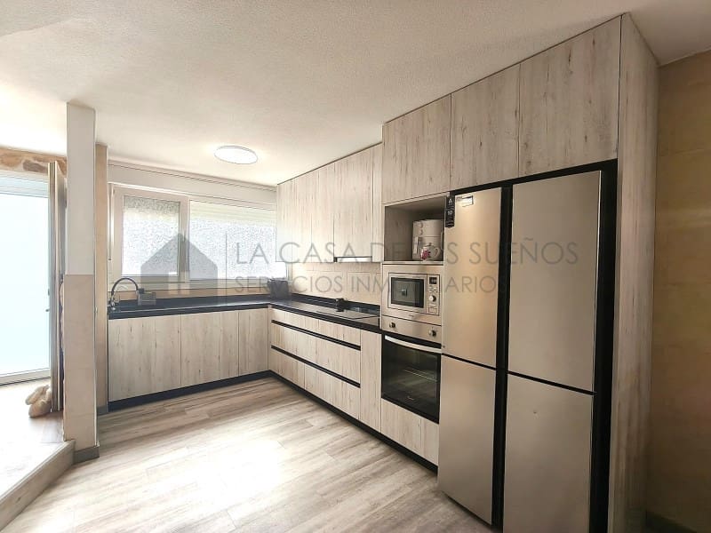 2 bedroom Townhouse for sale in Petrel / Petrer with garage - € 210,000 (Ref: 9899281)