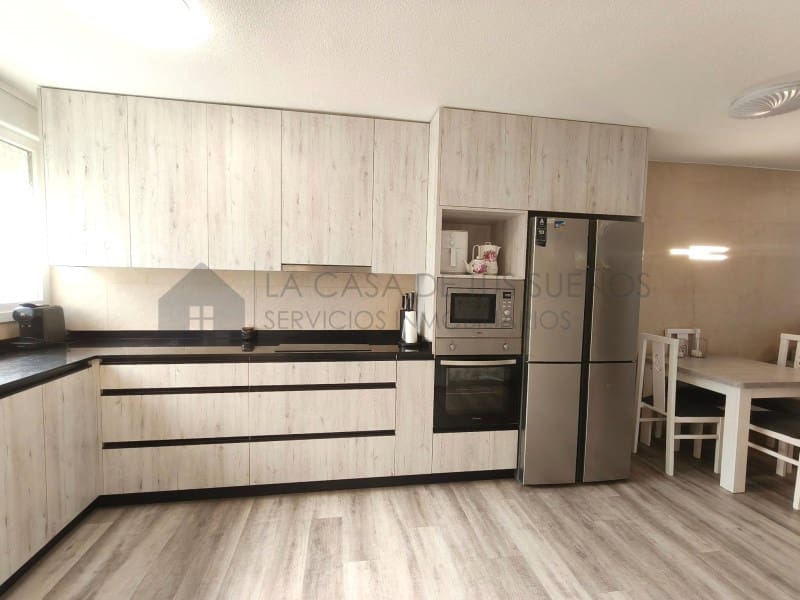 2 bedroom Townhouse for sale in Petrel / Petrer with garage - € 210,000 (Ref: 9899281)