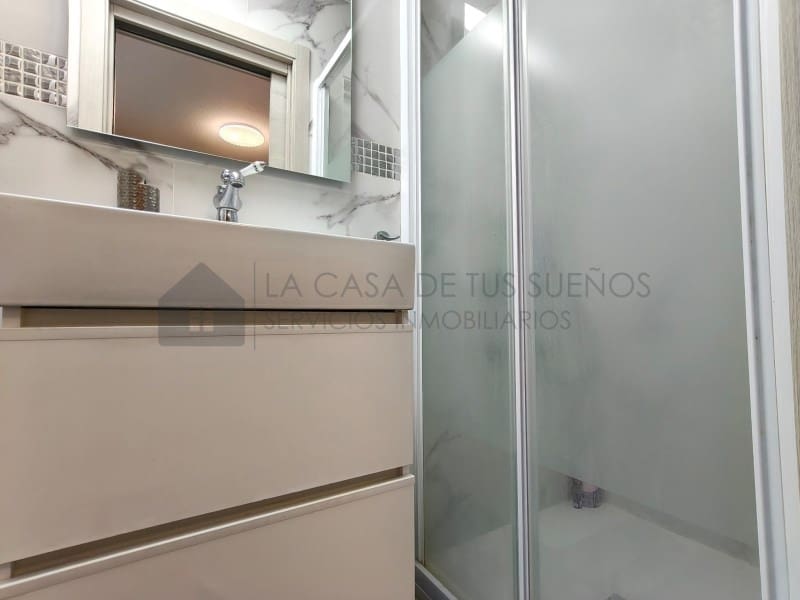 2 bedroom Townhouse for sale in Petrel / Petrer with garage - € 210,000 (Ref: 9899281)