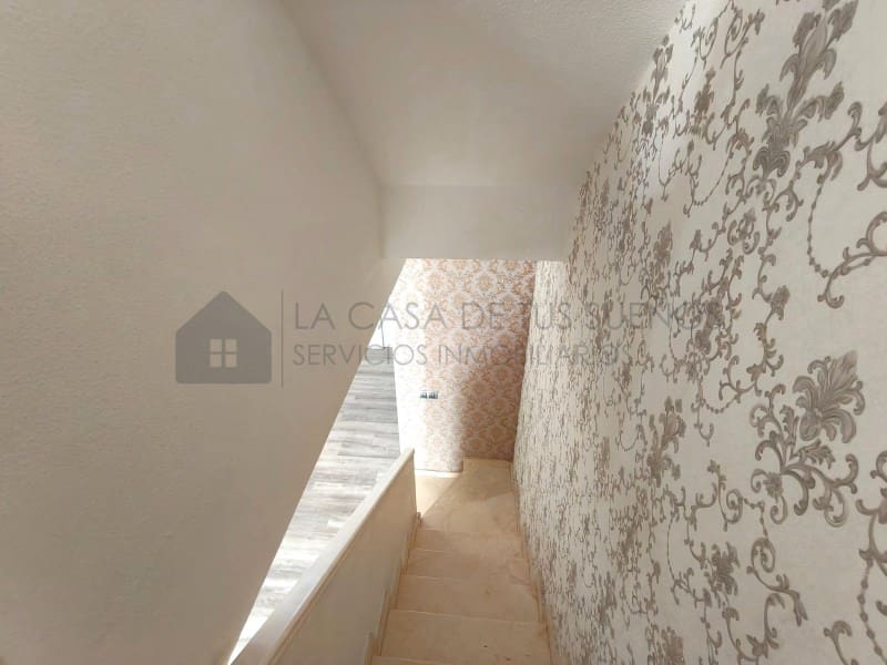 2 bedroom Townhouse for sale in Petrel / Petrer with garage - € 210,000 (Ref: 9899281)