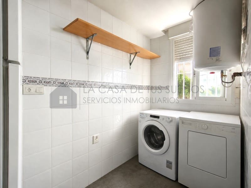 2 bedroom Townhouse for sale in Petrel / Petrer with garage - € 210,000 (Ref: 9899281)