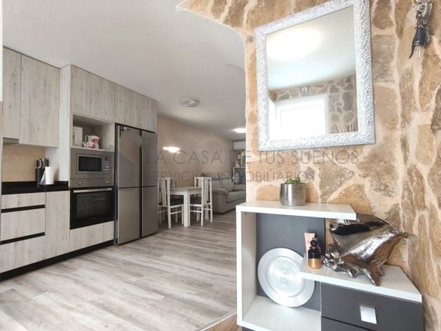 2 bedroom Townhouse for sale in Petrel / Petrer with garage - € 210,000 (Ref: 9899281)
