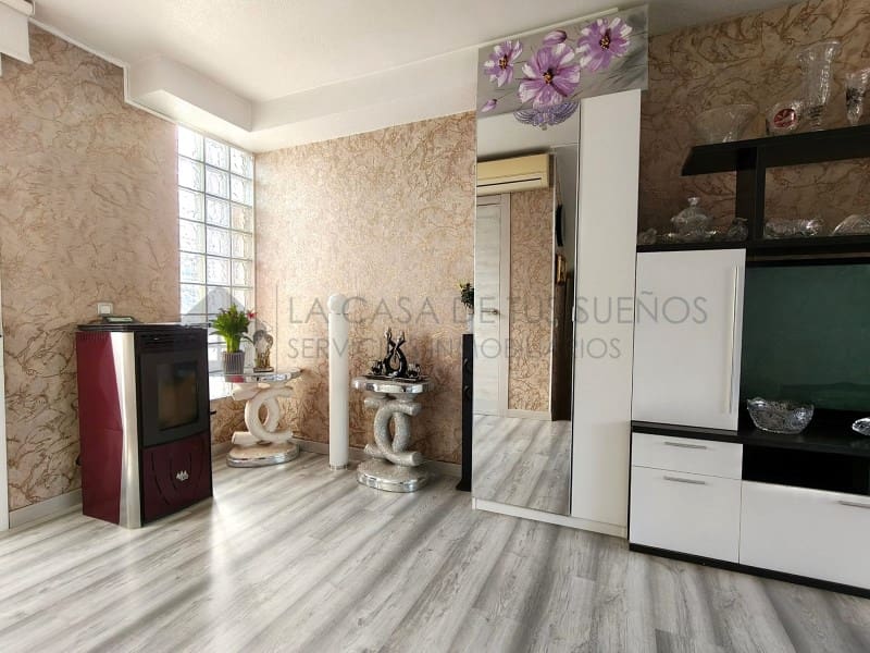 2 bedroom Townhouse for sale in Petrel / Petrer with garage - € 210,000 (Ref: 9899281)