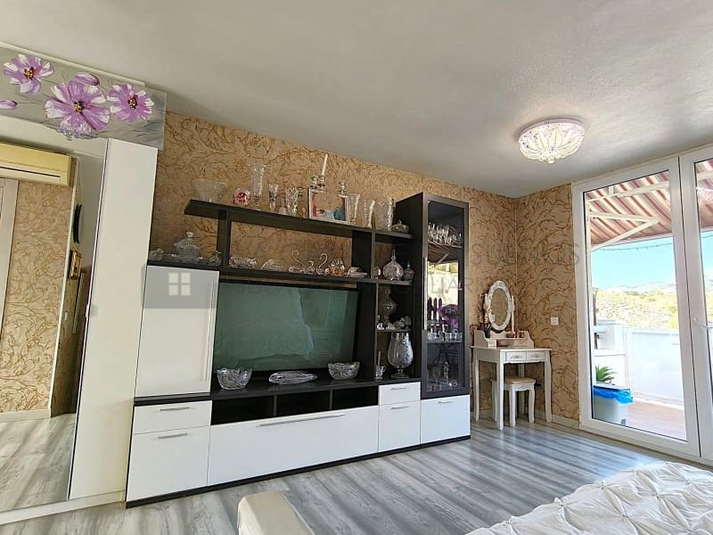 2 bedroom Townhouse for sale in Petrel / Petrer with garage - € 210,000 (Ref: 9899281)