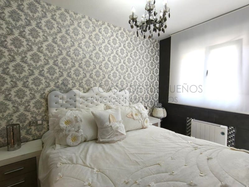 2 bedroom Townhouse for sale in Petrel / Petrer with garage - € 210,000 (Ref: 9899281)