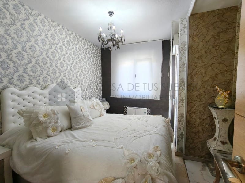 2 bedroom Townhouse for sale in Petrel / Petrer with garage - € 210,000 (Ref: 9899281)