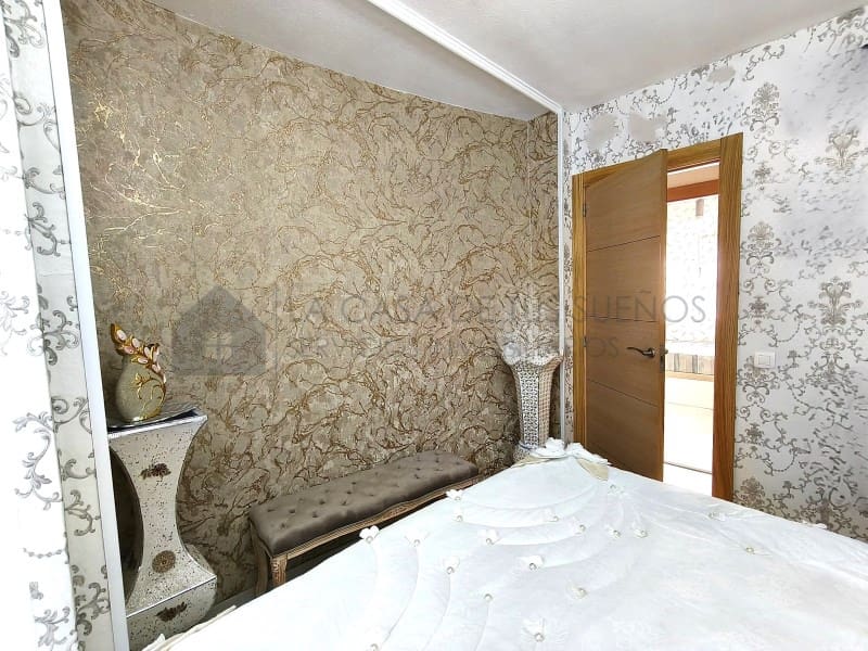 2 bedroom Townhouse for sale in Petrel / Petrer with garage - € 210,000 (Ref: 9899281)