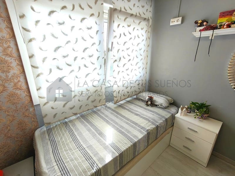 2 bedroom Townhouse for sale in Petrel / Petrer with garage - € 210,000 (Ref: 9899281)