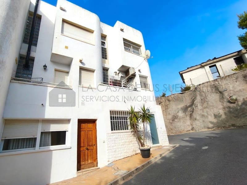 2 bedroom Townhouse for sale in Petrel / Petrer with garage - € 210,000 (Ref: 9899281)