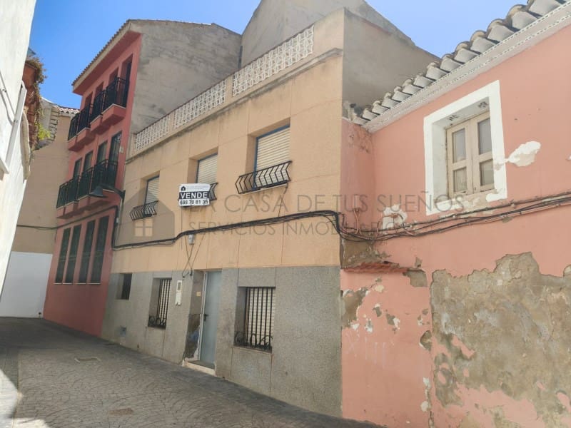 5 bedroom Townhouse for sale in Sax - € 80,000 (Ref: 9912765)