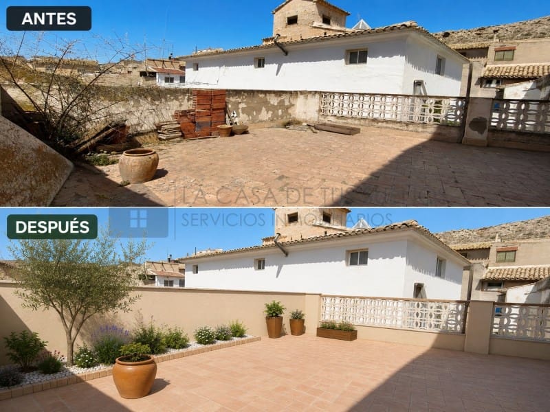 5 bedroom Townhouse for sale in Sax - € 80,000 (Ref: 9912765)