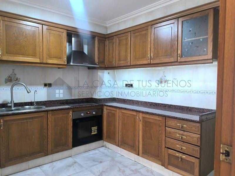 3 bedroom Flat for sale in Elda - € 77,000 (Ref: 9927030)