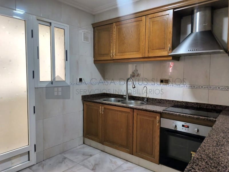 3 bedroom Flat for sale in Elda - € 77,000 (Ref: 9927030)