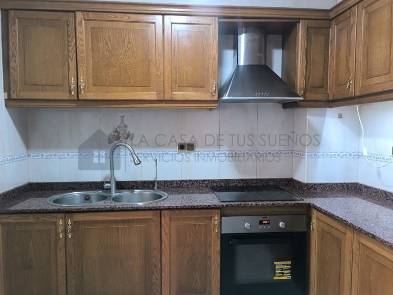 3 bedroom Flat for sale in Elda - € 77,000 (Ref: 9927030)