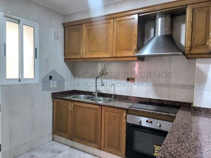 3 bedroom Flat for sale in Elda - € 77,000 (Ref: 9927030)