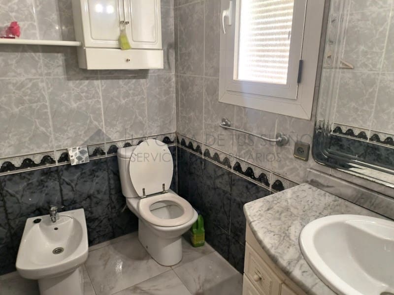 3 bedroom Flat for sale in Elda - € 77,000 (Ref: 9927030)