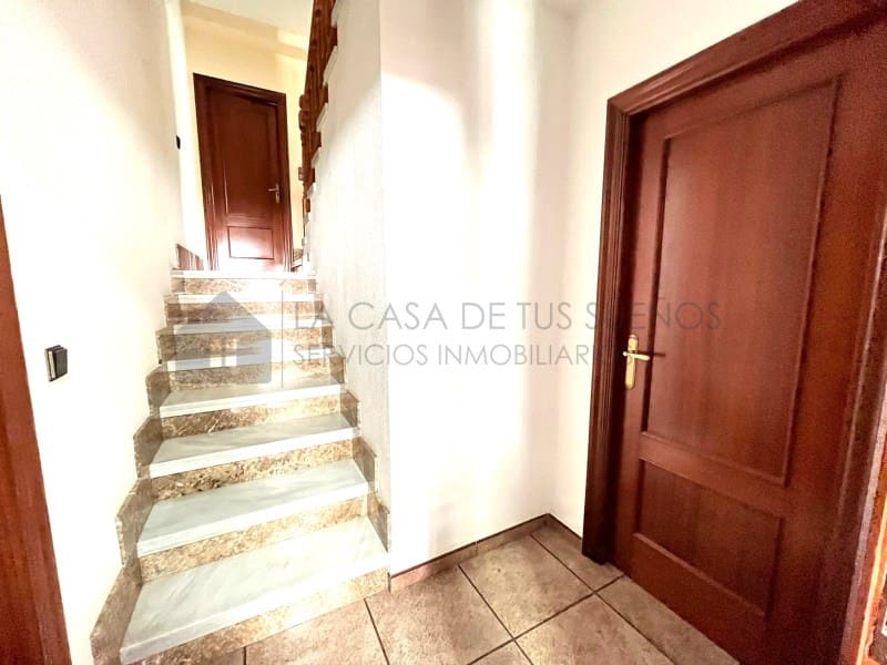 6 bedroom Bungalow for sale in Sax with garage - € 450,000 (Ref: 9929034)