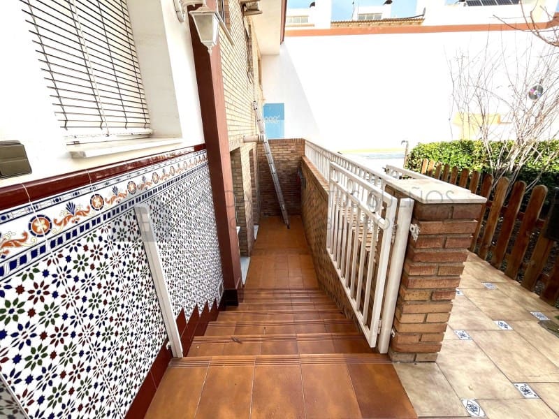 6 bedroom Bungalow for sale in Sax with garage - € 450,000 (Ref: 9929034)