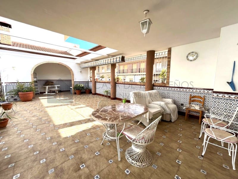 6 bedroom Bungalow for sale in Sax with garage - € 450,000 (Ref: 9929034)