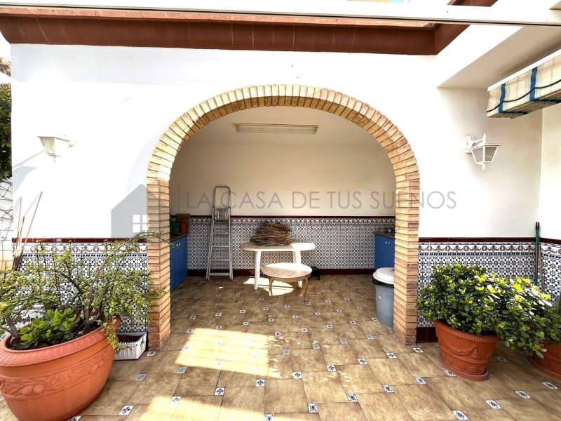 6 bedroom Bungalow for sale in Sax with garage - € 450,000 (Ref: 9929034)