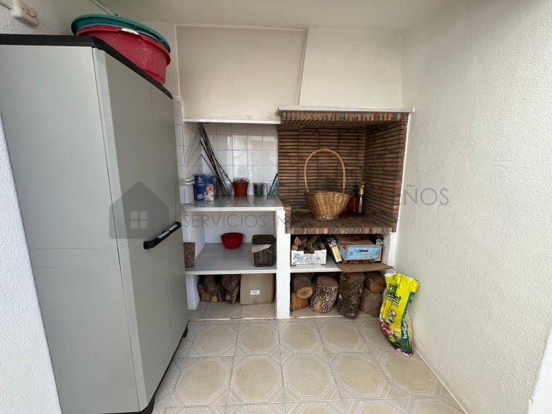 4 sovrum Hus till salu i Sax med garage - 260 000 € (Ref: 9936051)