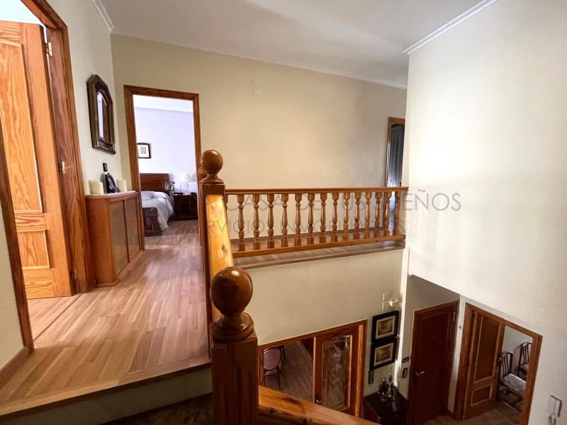 4 sovrum Hus till salu i Sax med garage - 260 000 € (Ref: 9936051)