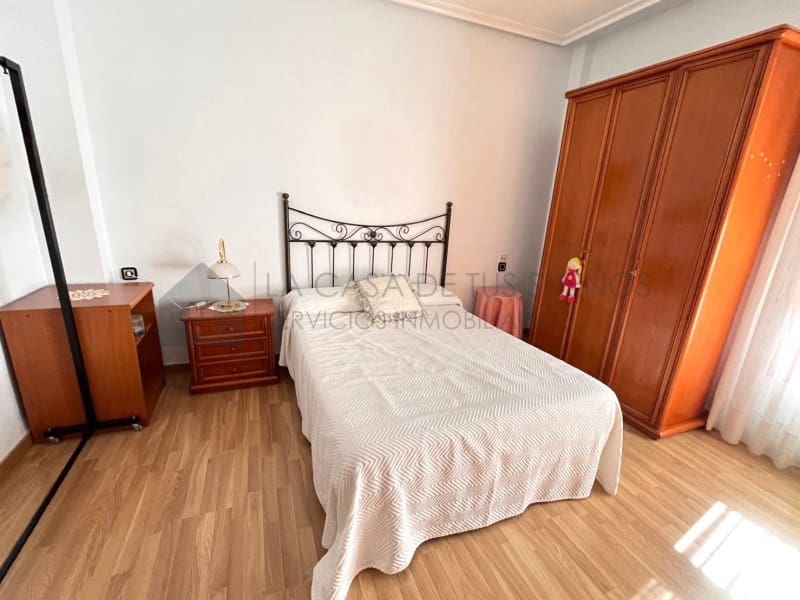 4 sovrum Hus till salu i Sax med garage - 260 000 € (Ref: 9936051)