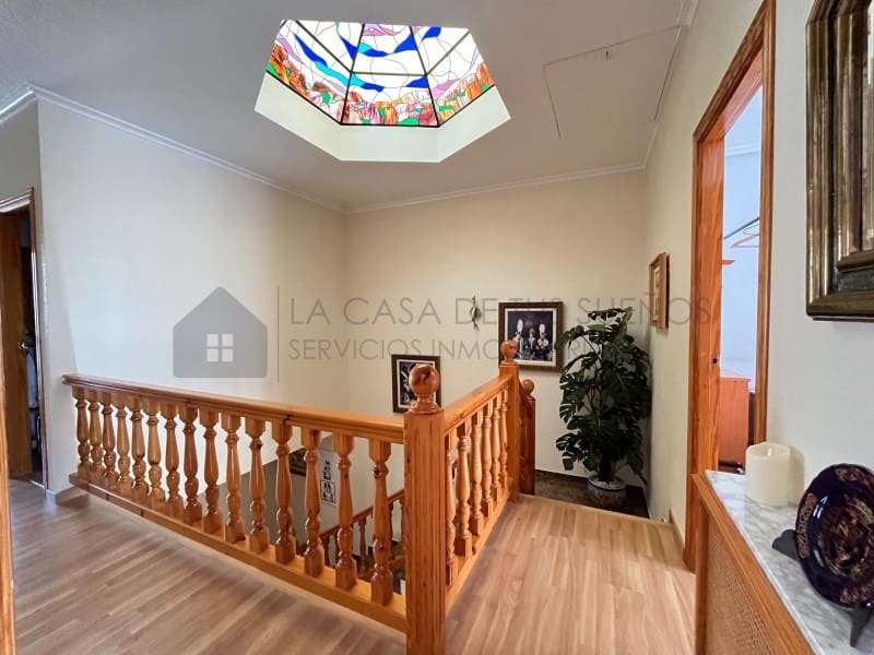 4 sovrum Hus till salu i Sax med garage - 260 000 € (Ref: 9936051)