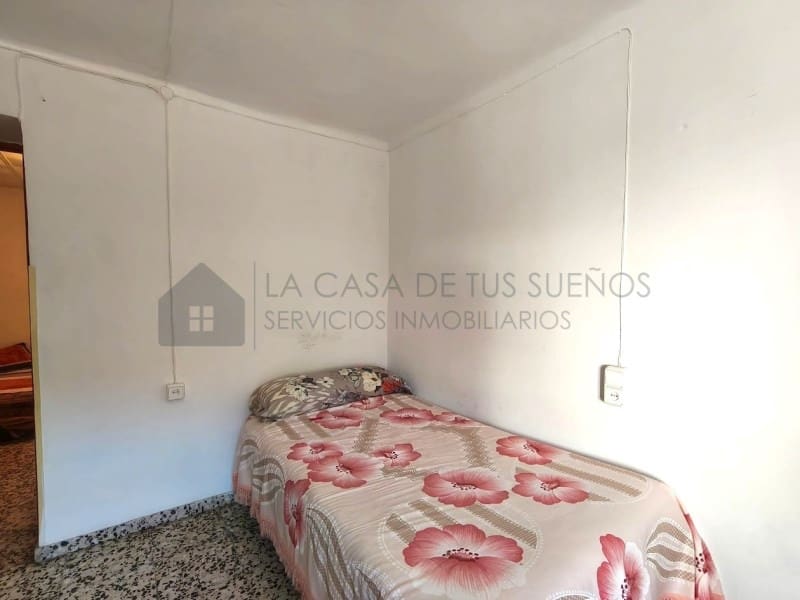 4 quarto Casa em Banda para venda em Sax - 79 000 € (Ref: 9936052)
