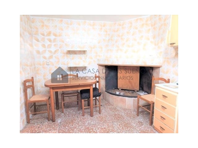 4 quarto Casa em Banda para venda em Sax - 79 000 € (Ref: 9936052)