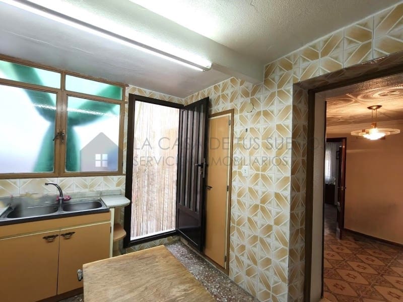 4 quarto Casa em Banda para venda em Sax - 79 000 € (Ref: 9936052)