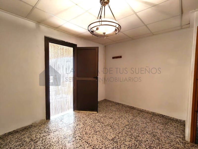 4 quarto Casa em Banda para venda em Sax - 79 000 € (Ref: 9936052)