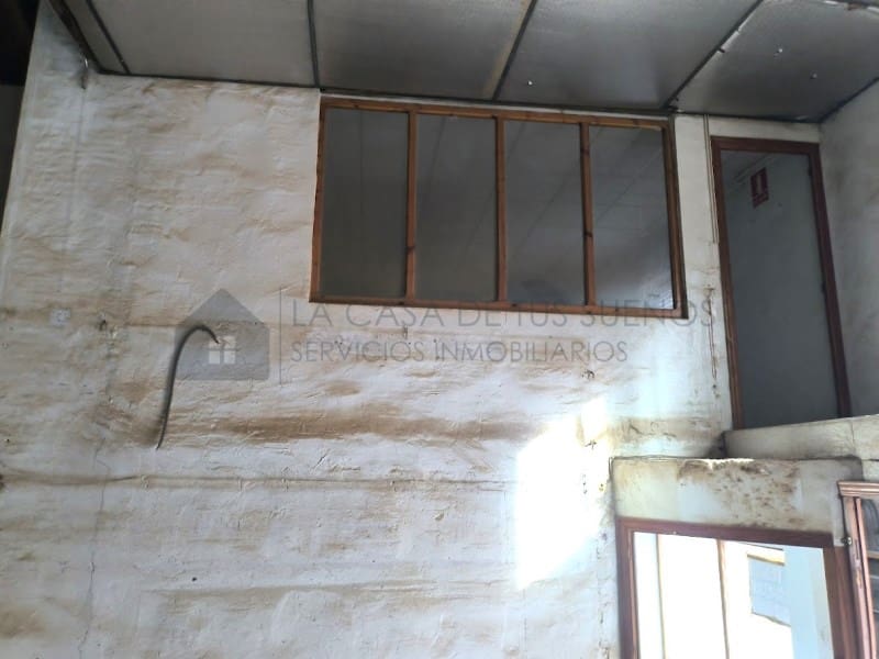 Commercial for sale in Sax - € 110,000 (Ref: 9937811)