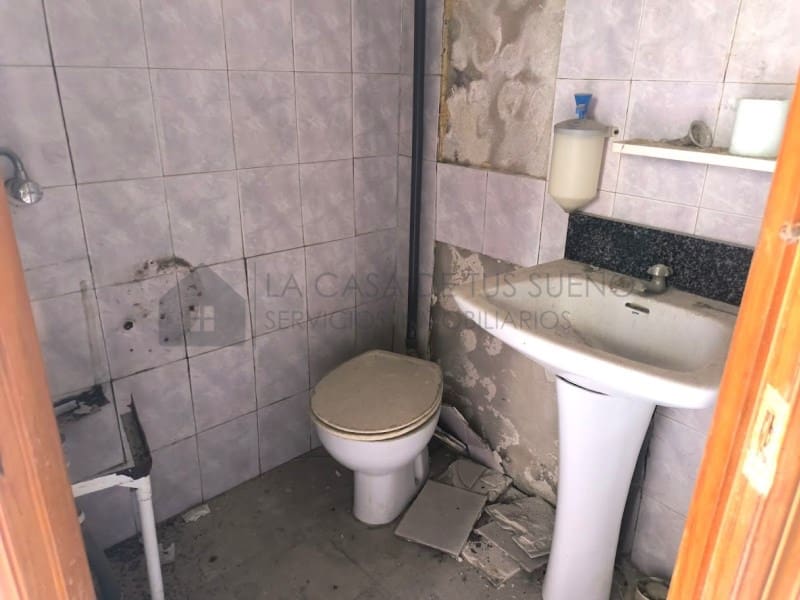 Commercial for sale in Sax - € 110,000 (Ref: 9937811)