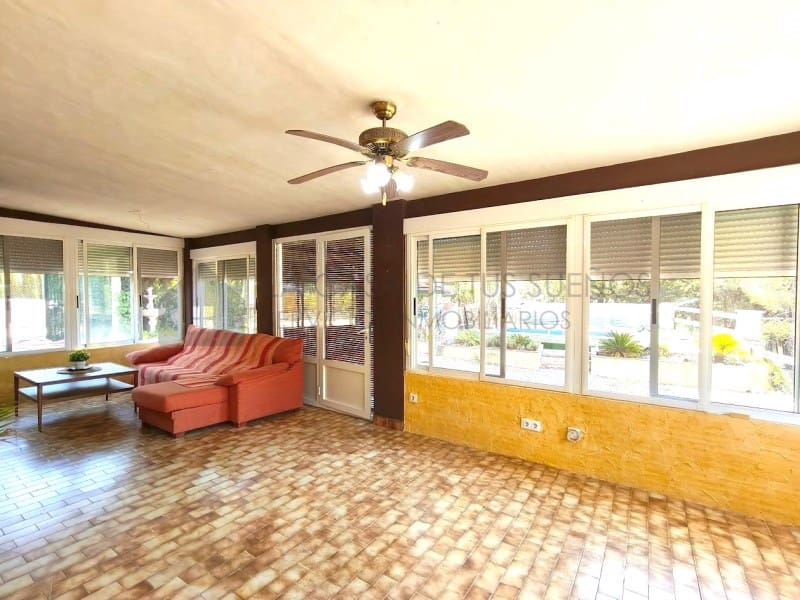 3 Zimmer Finca/Landgut zu verkaufen in Petrel / Petrer - 217.000 € (Ref: 9953903)