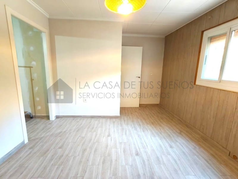 3 Zimmer Finca/Landgut zu verkaufen in Petrel / Petrer - 217.000 € (Ref: 9953903)
