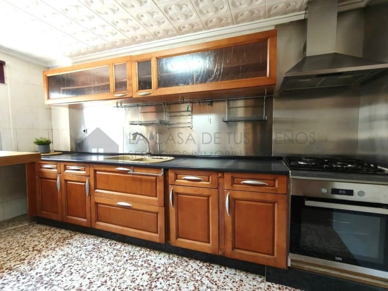 3 Zimmer Finca/Landgut zu verkaufen in Petrel / Petrer - 217.000 € (Ref: 9953903)