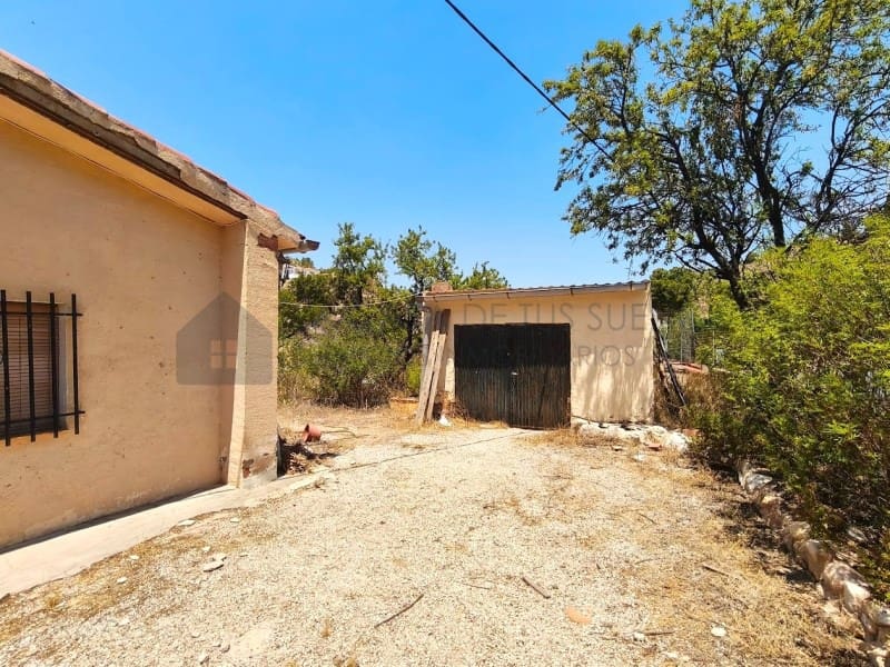 3 Zimmer Finca/Landgut zu verkaufen in Petrel / Petrer - 217.000 € (Ref: 9953903)