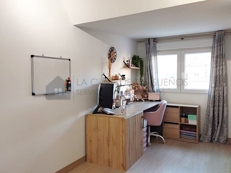2 chambre Penthouse à vendre à Elda - 219 000 € (Ref: 9972993)