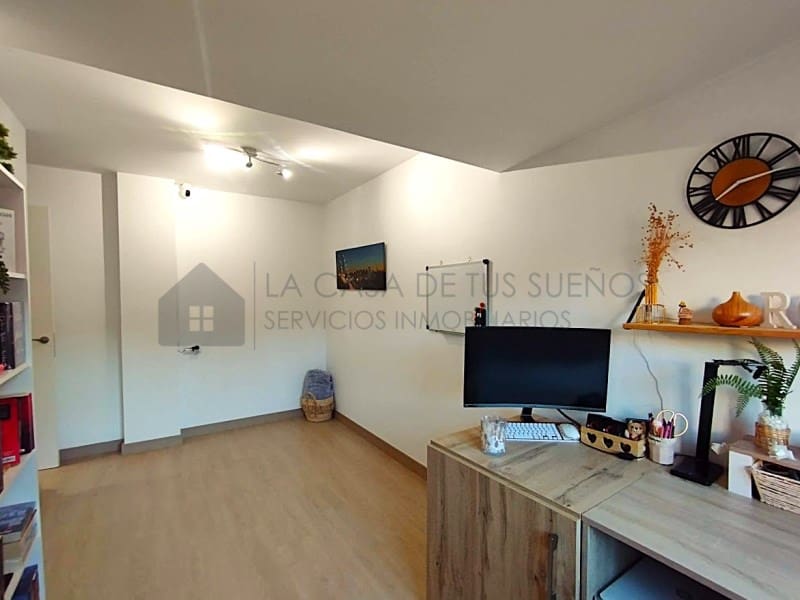 2 chambre Penthouse à vendre à Elda - 219 000 € (Ref: 9972993)