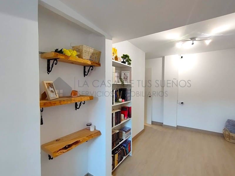 2 chambre Penthouse à vendre à Elda - 219 000 € (Ref: 9972993)