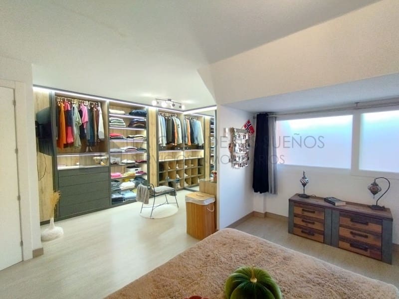 2 chambre Penthouse à vendre à Elda - 219 000 € (Ref: 9972993)