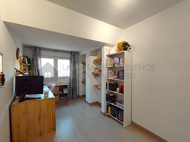 2 chambre Penthouse à vendre à Elda - 219 000 € (Ref: 9972993)