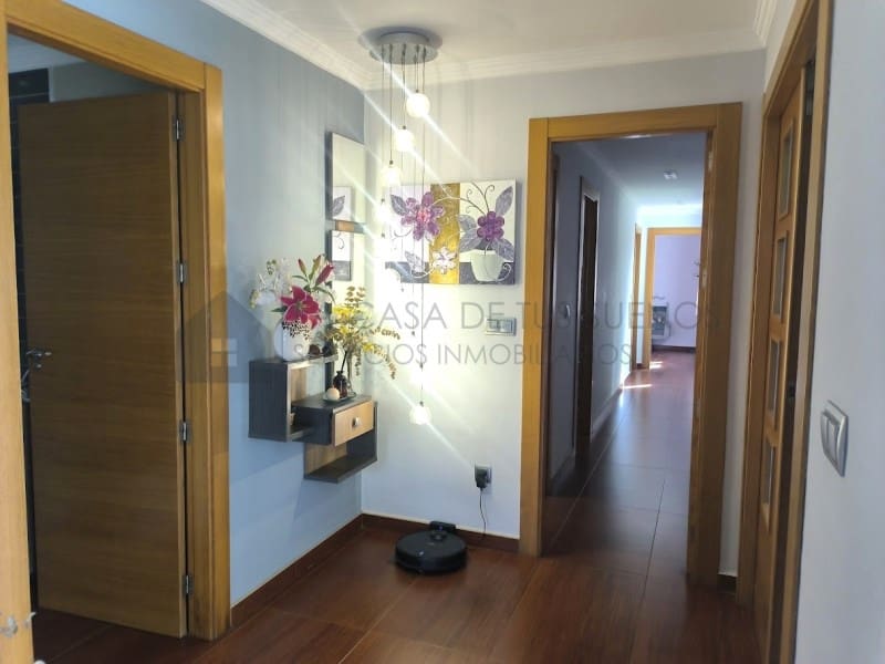 4 camera da letto Villa da affittare in Sax con piscina garage - 1.800 € (Rif: 9984543)