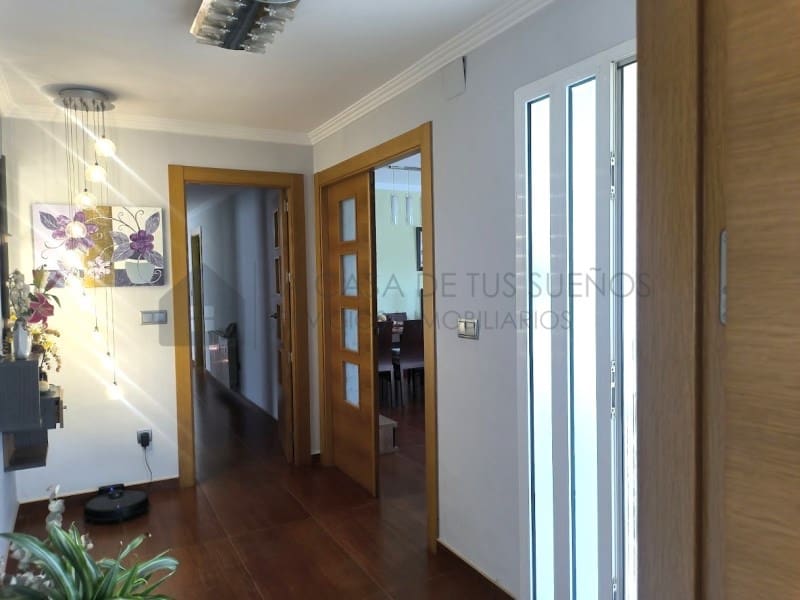 4 camera da letto Villa da affittare in Sax con piscina garage - 1.800 € (Rif: 9984543)