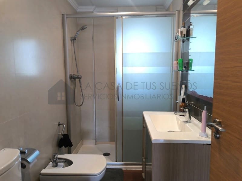 4 camera da letto Villa da affittare in Sax con piscina garage - 1.800 € (Rif: 9984543)